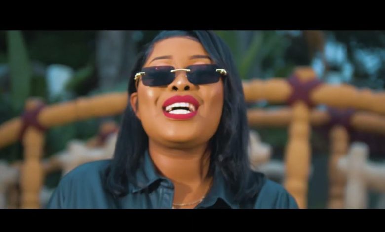 Xaven ft Bobby East – Donya